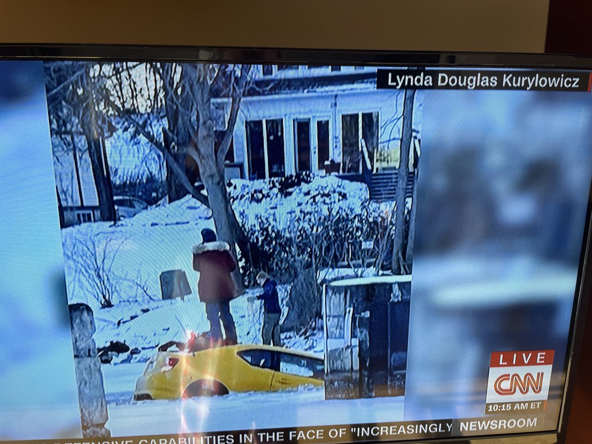 MICHAELCTV's tweet image. Look who made it on to CNN . Crazy = fame!