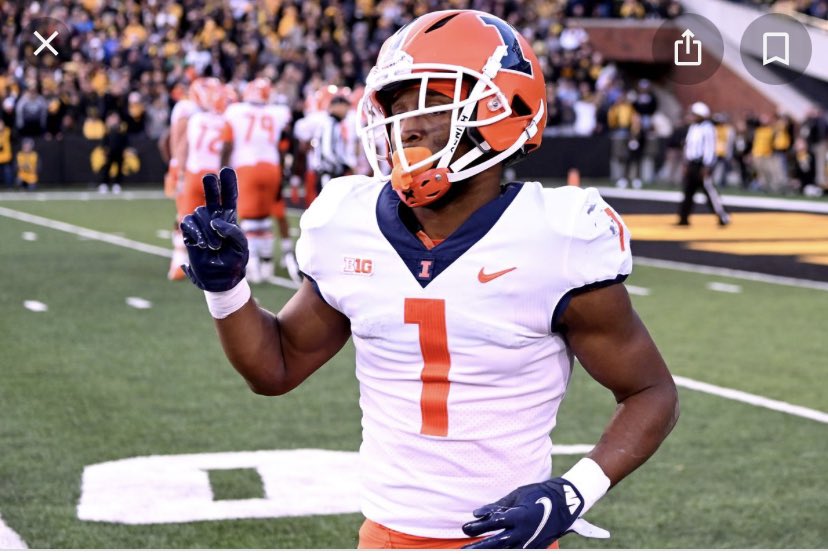 kerrybrown_1's tweet photo. After a great conversation with @AaronHenry7 thankful and blessed to receive a offer to University of Illinois @247Sports @MohrRecruiting https://t.co/q83xCkRMDO