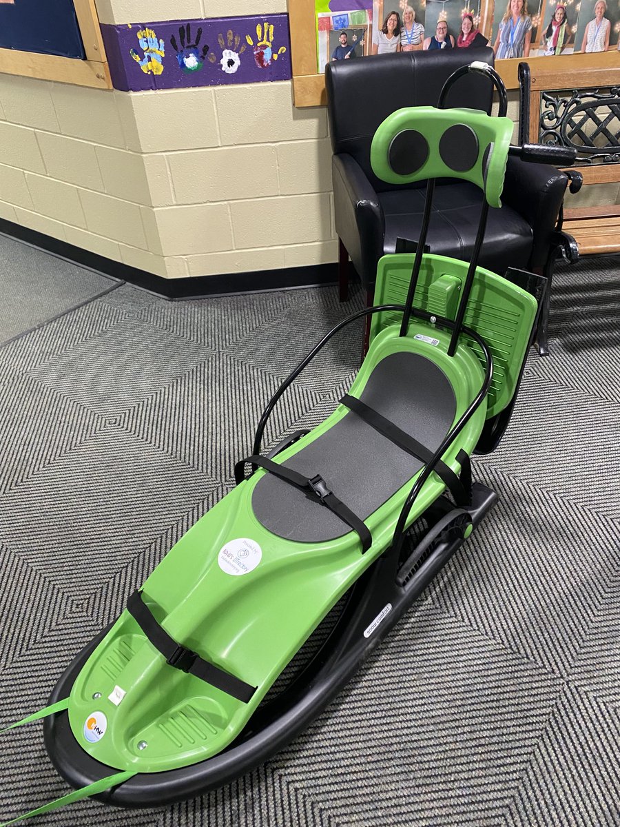 Holly Rouelle tweet media