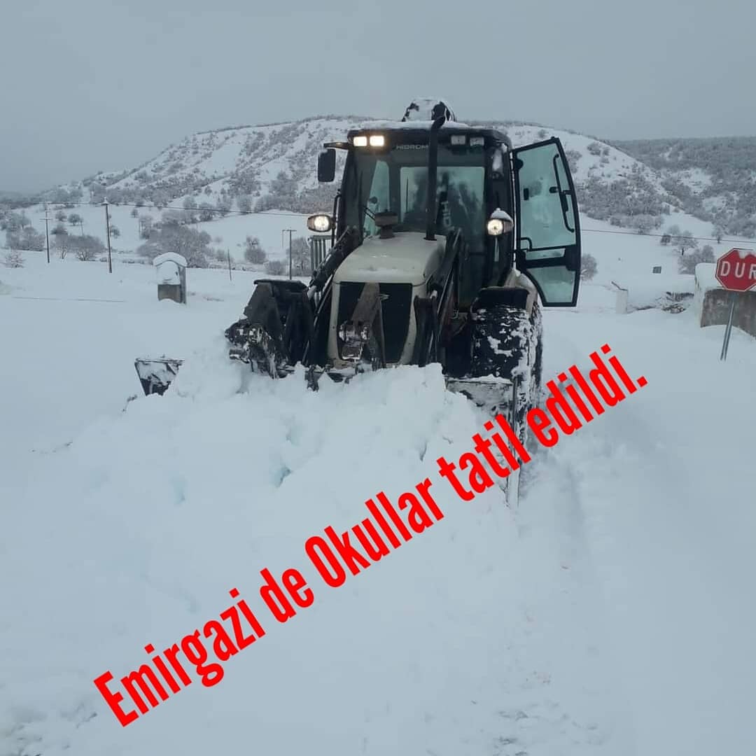 kadinhaniab's tweet photo. Emirgazide devam eden kar yağışı ve olumsuz hava şartları nedeniyle önleyici tedbir olarak, Okullarımızda 19 Ocak 2022 Çarşamba günü  yüzyüze eğitime ara verilmesine;eğitimin uzaktan yürütülmesine,hamile,engelli personelin idari izinli sayılmasına karar verilmiştir. https://t.co/Ytr4dvqttW