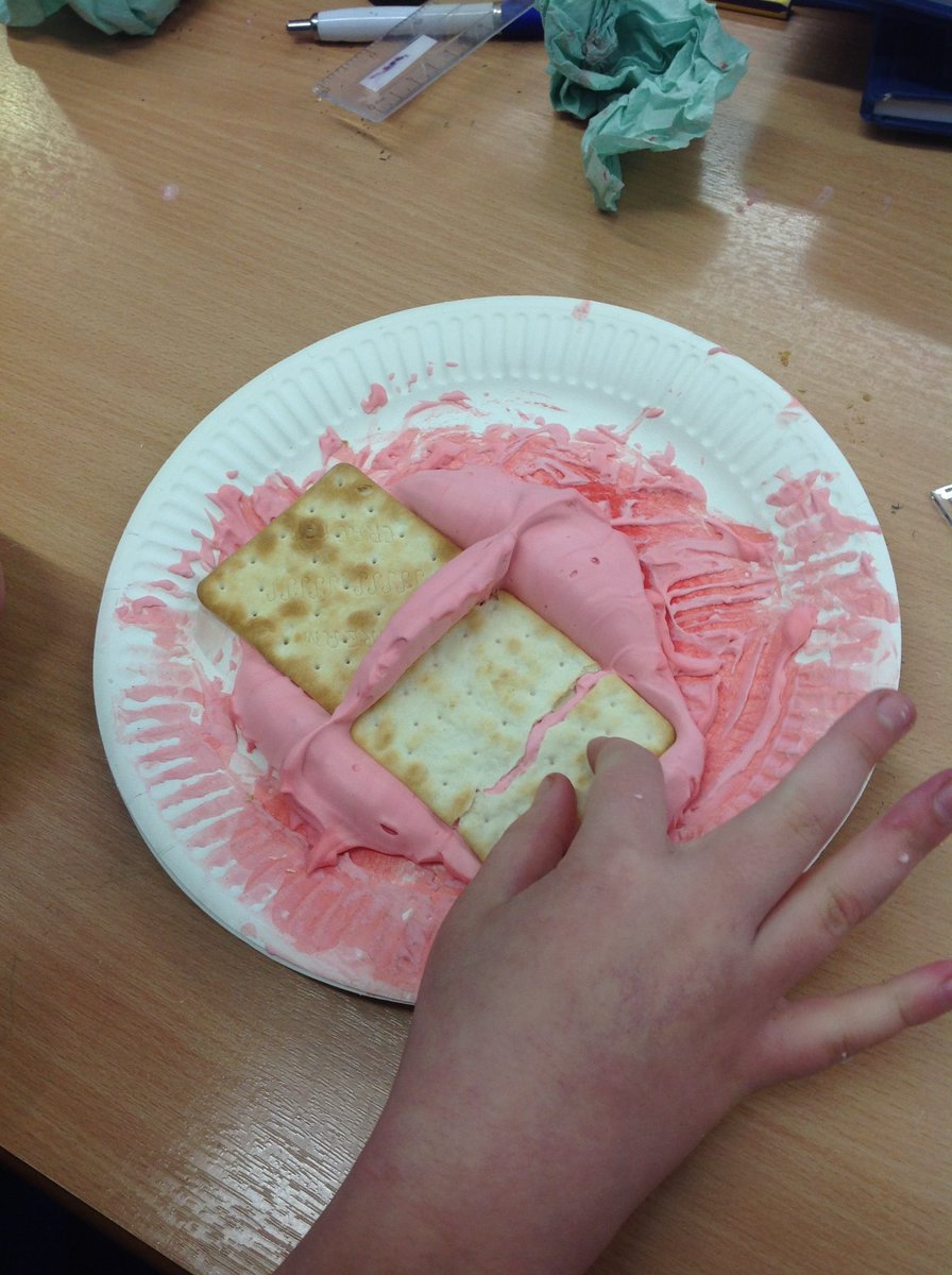 CambRdSchool's tweet photo. Year 6 used shaving foam and crackers to represent magma flow and tectonic plate movements! 🌋🌋 https://t.co/GokEUDnYWc