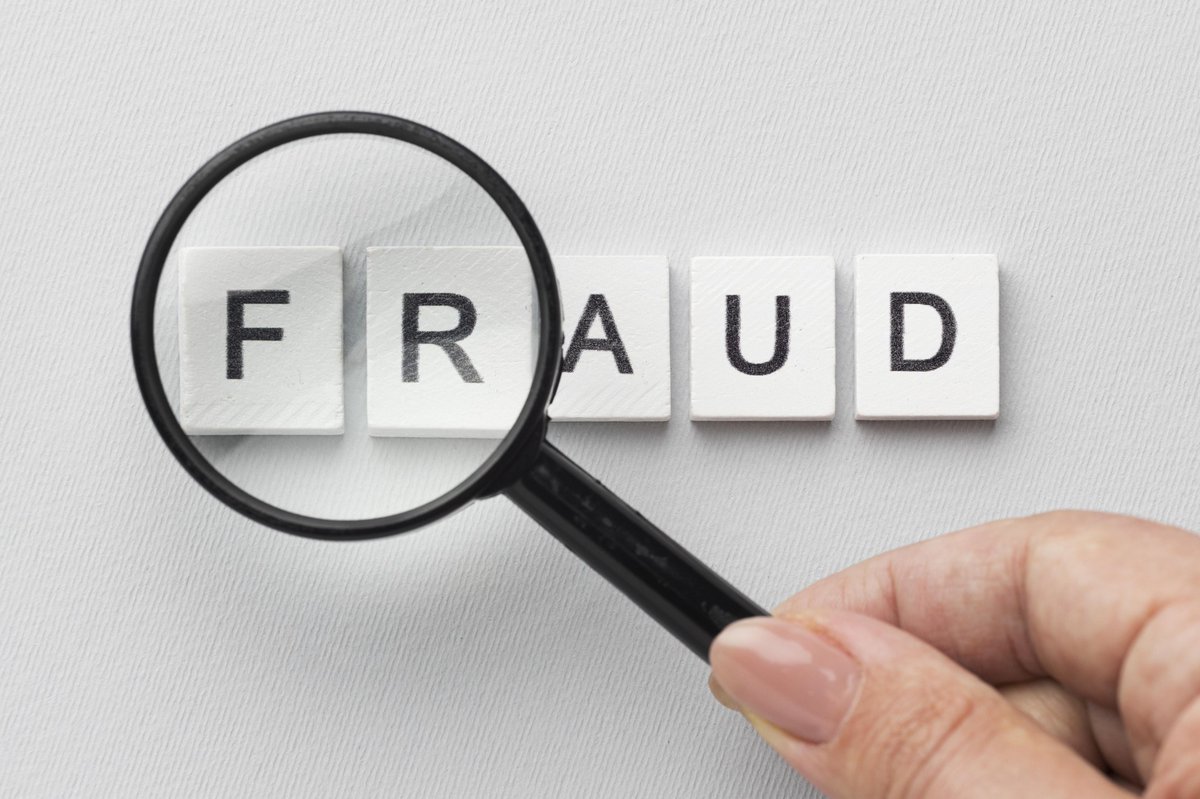 CTMfile's tweet photo. Banks and financial institutions in India struggle with increased fraud cases according to Deloitte study: #FraudAttacks #India #FraudPrevention #RiskAssessment #FraudRisk #Security https://t.co/bPISttvNgR https://t.co/aqT6tAdXHB