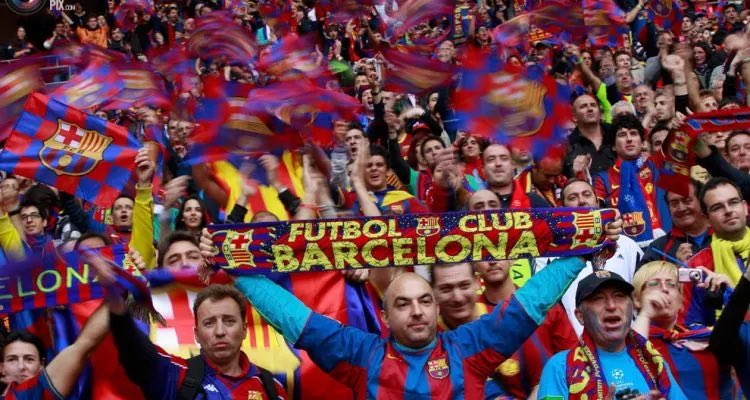 JiRoue5's tweet photo. Culés                      / Encvlés https://t.co/wjE00UYqGa