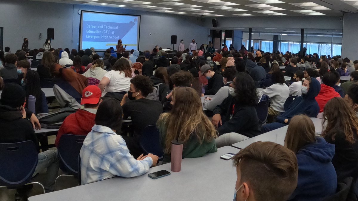 It was a pleasure to talk to all 9th &amp; 10th <a href="/LCSDOfficial/">Liverpool CSD Official - New York State</a> <a href="/LiverpoolCSDNY/">Liverpool C.S.D</a> students about #CTE #LCSDrone Drone Tech last week. Spread the word and follow the link in my bio for more details! #LiverpoolLeads <a href="/MsD_atLCSD/">Mrs. Dolson</a> @MrLawrence_LHS @misslaroccalhs <a href="/BrettRWoodcock/">Brett Woodcock</a>