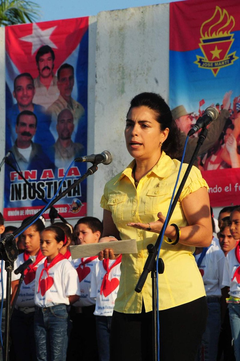 SuselyMorfaG's tweet photo. "Toda la patria está en la mujer: si ella falla morimos: si ella nos es leal, somos”
🎉Felicidades Adriana en tu cumpleaños 🌹❤️
#MujerCubana #SimboloDeResistencia
#EneroDeVictorias #Matanzas https://t.co/DNfn4IK8EL