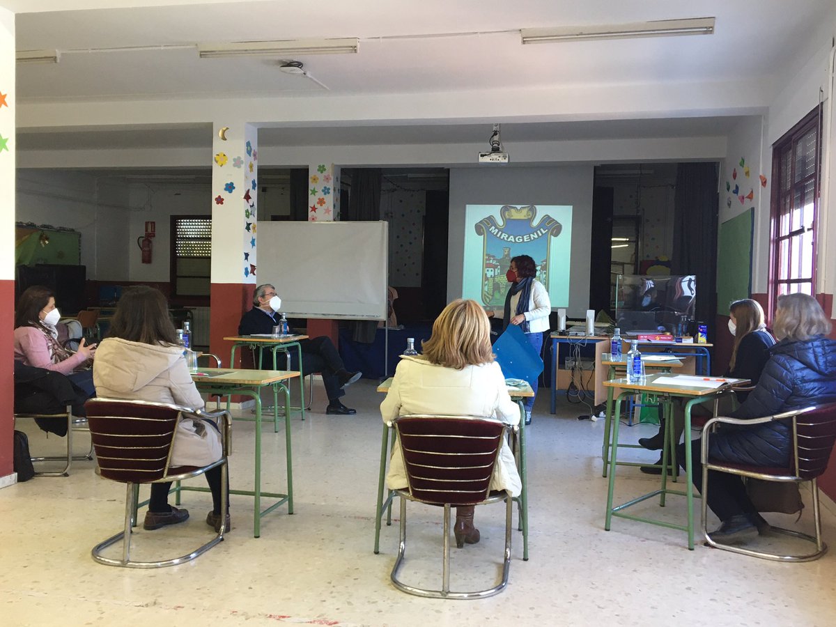 Hoy nos formamos en el CEIP Miragenil en la prevención de conflictos y en educación emocional. Contamos con la experiencia de Fátima Ayala, maestra convencida  de que un centro sin conflictos es posible cuando las emociones se trabajan. <a href="/ceppriegomonti/">CEP Priego Montilla</a>