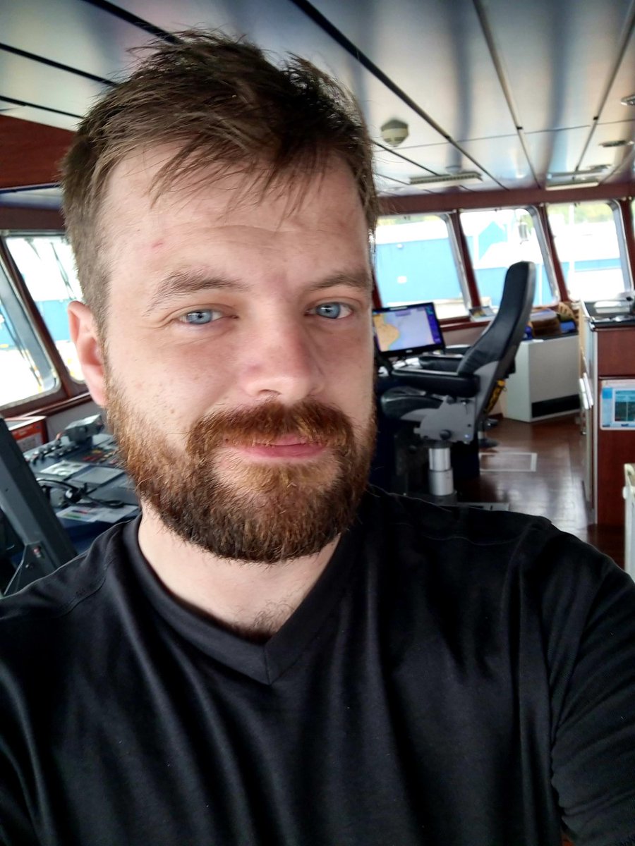 Do you see yourself as a Captain? Train to become a Deck Officer in the international shipping industry. 

Steer away from a usual 9-5 career and be part of a unique and rewarding industry.  

Register for our open event on Tuesday 1st February 2022: humbermaritimecollege.ac.uk/open-events/de…