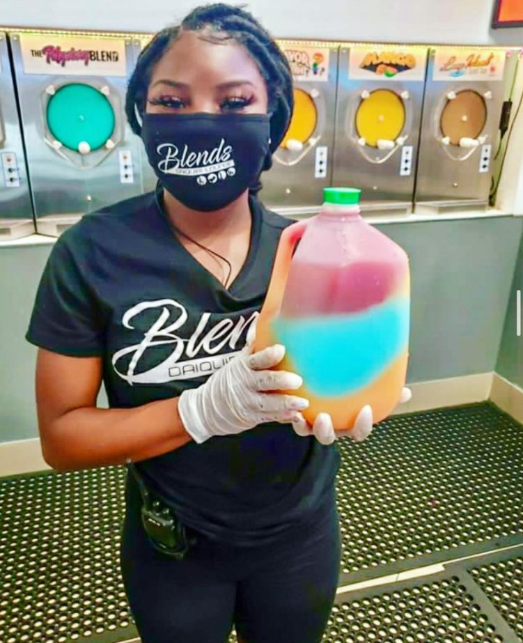 TexasBlends's tweet photo. ๐ฏ๐ฅ๐ Grab This One Gallon In Person At @BlendsDaiquiri Lounge, Or Have It Delivered To Your Home With DoorDash Or Gubhub! #TexasBlends #PremiumFruitMix #ItsInTheMix #BlendsDaiquiriLounge #Daiquiris #Margaritas #Daiquiri #Mix #frozendrinks #Daiquiris2go #drinks2go #bestdaiquiris https://t.co/cWup7tjEWM