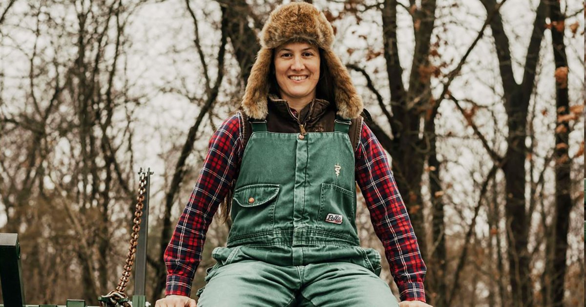 pucvm's tweet photo. ARROWE is always ready for those winter cattle calls!
Learn about Dr. Emilie Blough at https://t.co/QnHuRasyLs
#CapesOn #VetaHumanz #UseYourPowersForGood @NIGMS @NIHSEPA @crossroadsvet https://t.co/O1BRTQogP8