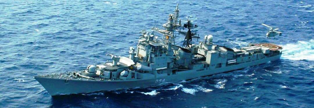 Sad News : 03 sailors lost their lives after an explosion reported on board INS Ranvir at Mumbai harbour today.

Explosion occured in internal compartment of INS Ranvir. Indian Navy has ordered a court of inquiry into the incident.

Om Shanti 🙏
.
#IndianNavy #INSRanvir