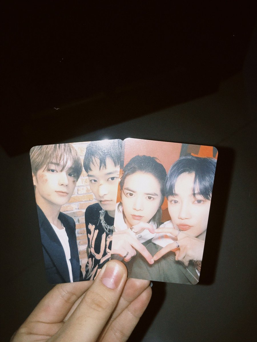 kimsunwooluvr's tweet photo. #budolzproof 

dumating na yung pcs 😭 thank you @TheB_udolZ for secured packaging and dumating ng safe sake <3 https://t.co/BbJoWDytS3