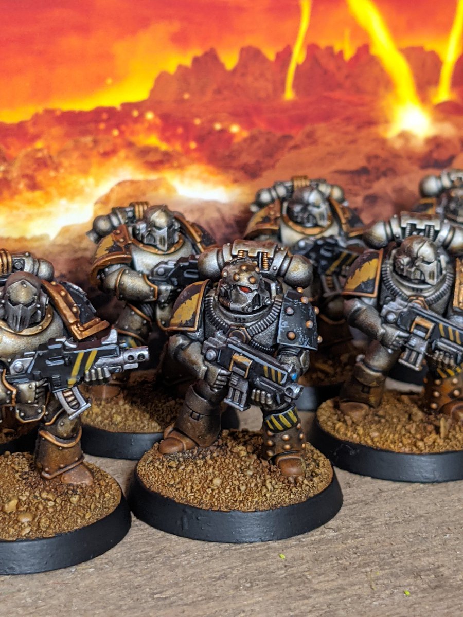 TridentWargming's tweet photo. Horus Heresy still Lives!

Bonko and Monte are painting like mad for LVO2022 - here is the latest progress. 

Hear all about our hobby story here:👇
https://t.co/WYJA1tyEcE

#warhammer #paintingwarhammer #gamesworkshop #horusheresy #warhammer30k https://t.co/TZmr4i0xvF