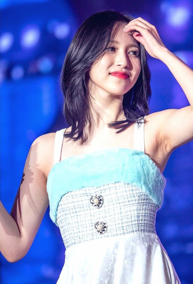MinaParaguay's tweet photo. Beatiful ❤️😍
.
.
.
.
#MINA #SINGER #DANCER #VISUAL #MEMBER #TWICE
@JYPETWICE https://t.co/eE9YlfJWty