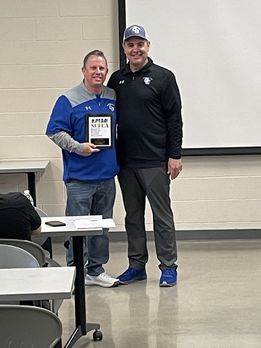 COHSFootball's tweet photo. This weekend @SCFCA_ awarded Coach Steve Smith the Gib Dear Assistant Coaches’ Award for his continued service coaching 23 years @COHSFootball 
Big Lou was grateful &amp; we’re proud to honor him for his loyalty, integrity, and passion for our #OneCOFamily #Player2Coach #85CIFChamp https://t.co/dVzzVUY2Iy