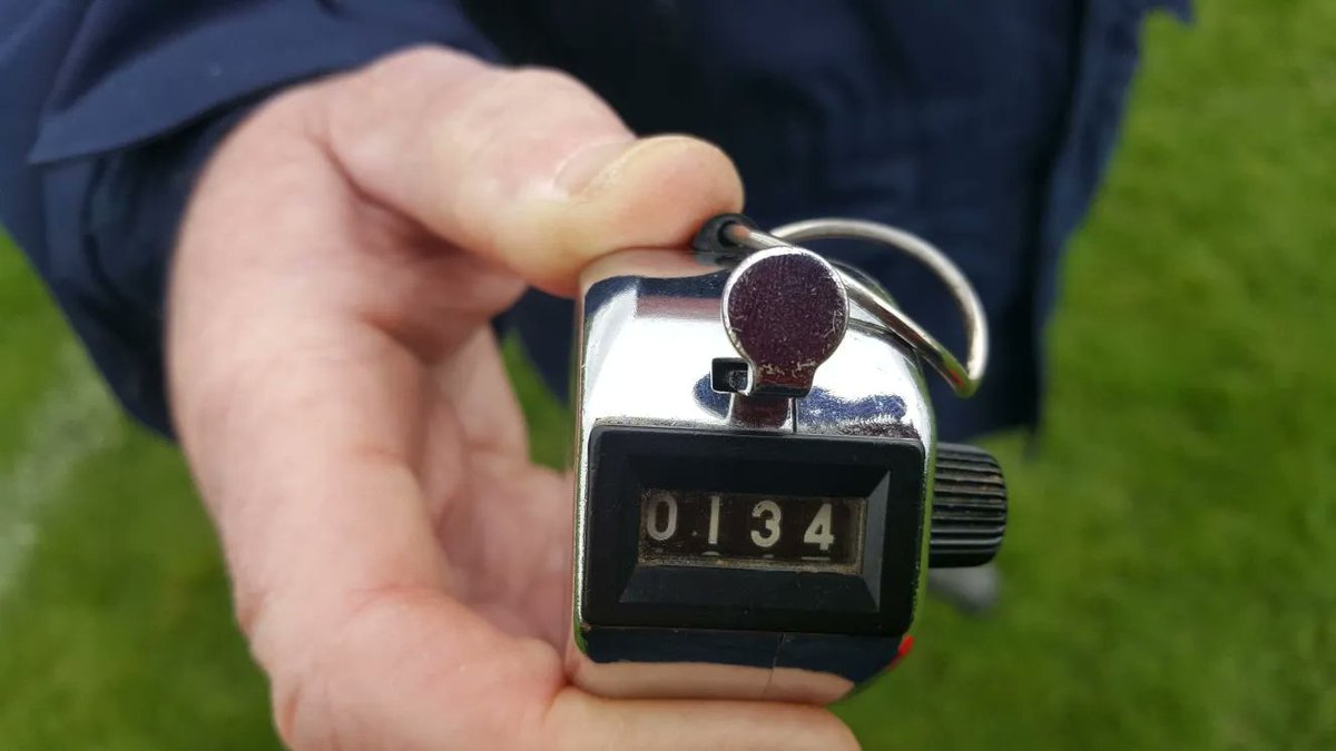 BLOG - 'The Unknown Damage?' caused from the sideline'
I counted the number of tactical instructions yelled from the sideline by parents and coaches to the children.  There were 134 yelled out in 40 minutes of play.....
buff.ly/3cZWD70