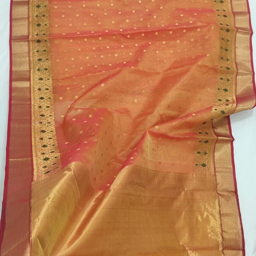 shadesofyarn's tweet photo. Chandheri Handloom Kattan  Silk Saree.

For more details please whatsapp on 9717200407.

#handloomweaving #chandherisarees  #sareelove #sareedraping #sareelover #sareecollection #shadesofyarn https://t.co/HrFy8UzWZx