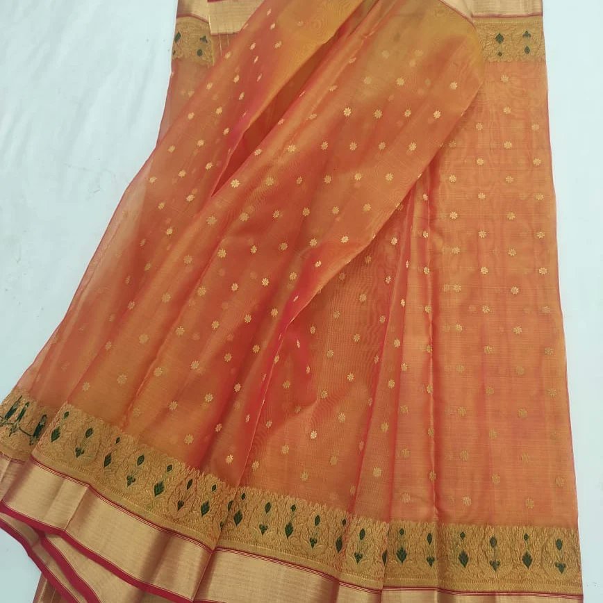 shadesofyarn's tweet photo. Chandheri Handloom Kattan  Silk Saree.

For more details please whatsapp on 9717200407.

#handloomweaving #chandherisarees  #sareelove #sareedraping #sareelover #sareecollection #shadesofyarn https://t.co/HrFy8UzWZx