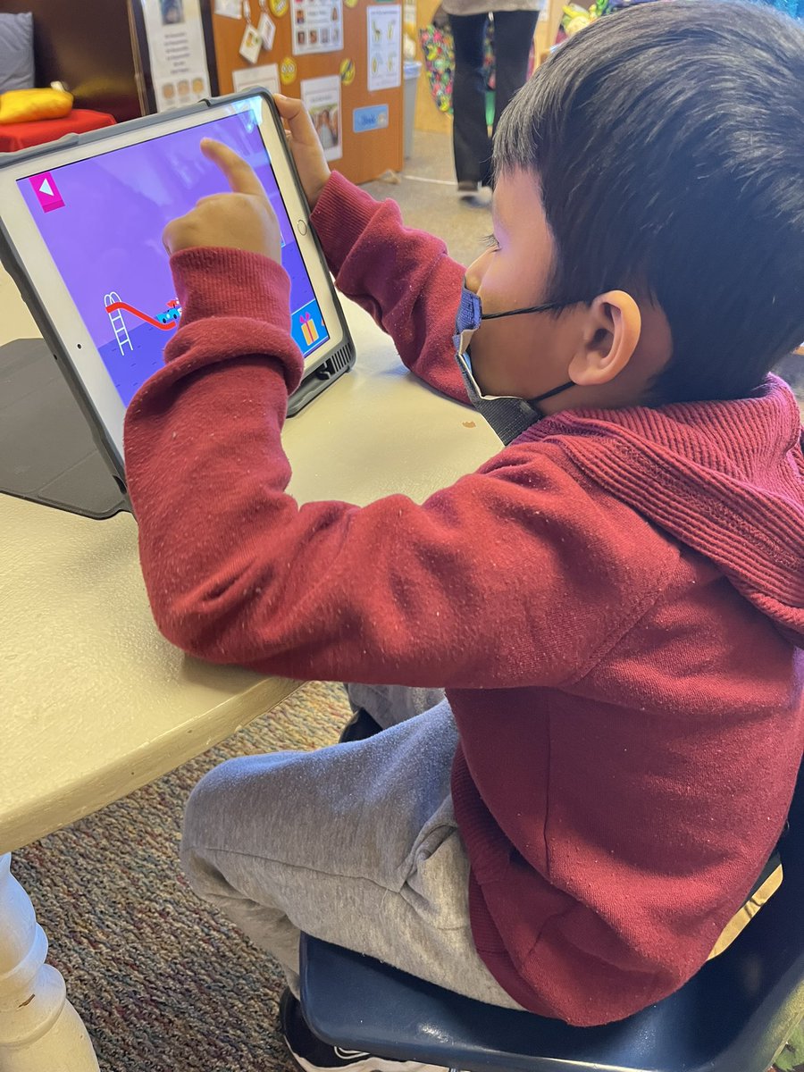 RCPS_EarlyLearn's tweet image. Technology Tuesday 
I pad Learning in preschool.
#ipadempowered #ipadlearning #technology #learning #educational