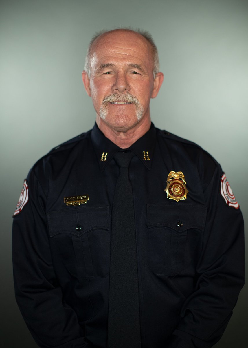 Congratulations to Captain Darrell Gibbons on his retirement after 28 Years of dedicated service! The Department wants you to have a happy and healthy retirement. Your voice, support for your co-workers, and of course, 'Snake' will be missed. Happy Retirement Darrell!! #Retired