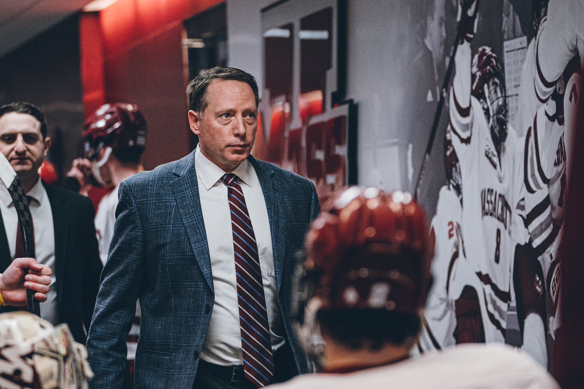 UMassHockey's tweet image. Back at the Mullins Center this Friday!! 

Active and retired military members can claim two FREE tickets to Friday’s game by visiting the box office with your military ID.

🎟 : bit.ly/32aXhht

#NewMass x #Flagship🚩