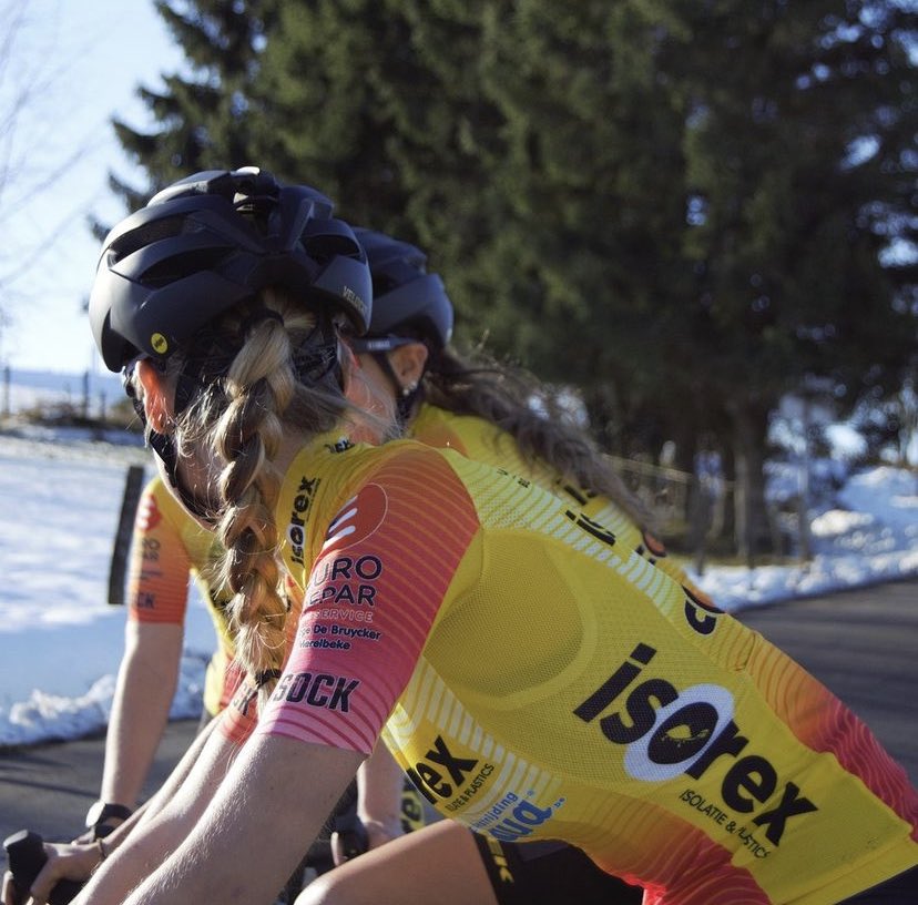 Isorex No-Aqua Ladies Cycling Team tweet media