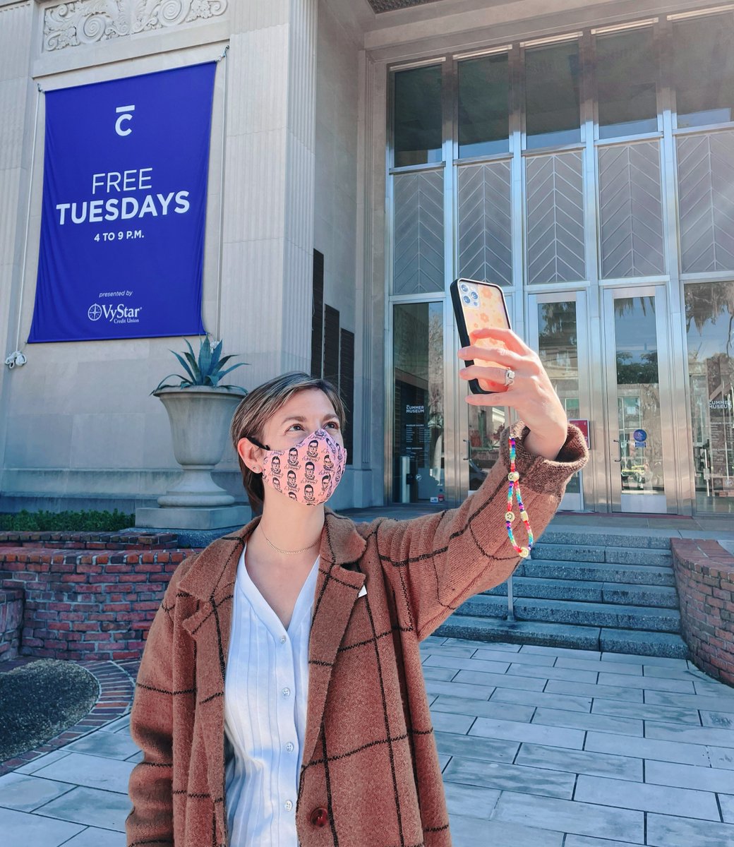 CummerMuseum's tweet photo. Happy #museumselfieday! Stop by the Museum today (it's free admission from 4 p.m. - 9 p.m. thanks to @OfficialVyStar) and tag us with your selfies! We'll share them over on our Instagram tomorrow.
#cummermuseum https://t.co/HcwI8Zd6yG