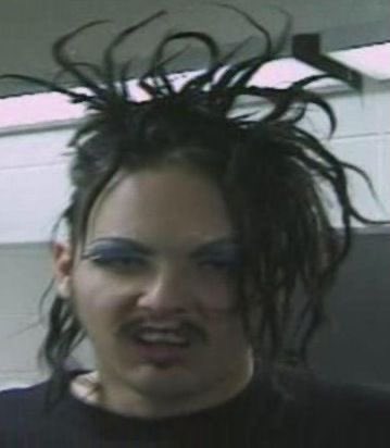 Happy birthday jonathan Davis i Love You queen  