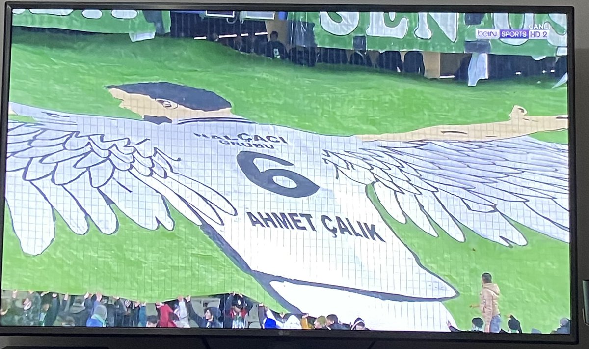 Bir adam düşünün öleli bir hafta olmuş ama kalplerde hala yaşayan #AHMETCALIK