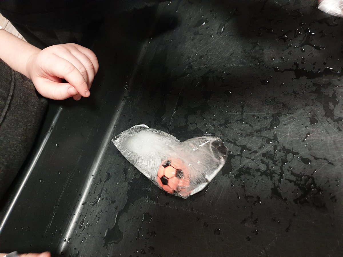 P1Laurieston's tweet photo. Science - part 2
We discovered that the heat of our hands was helping to melt the ice!!!
We found some cool things that were frozen in the ice ๐ง #sciencethroughstories https://t.co/C5L9BXMoy9