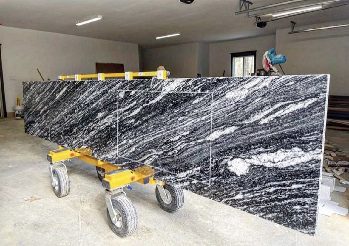 noliftsystem's tweet photo. What are you installing today?  The crew at Patagonia Granite recently installed this LONG counter with ease using the No Lift System 😎. #noliftsystem #worksmarternotharder https://t.co/5NJJqayZ76