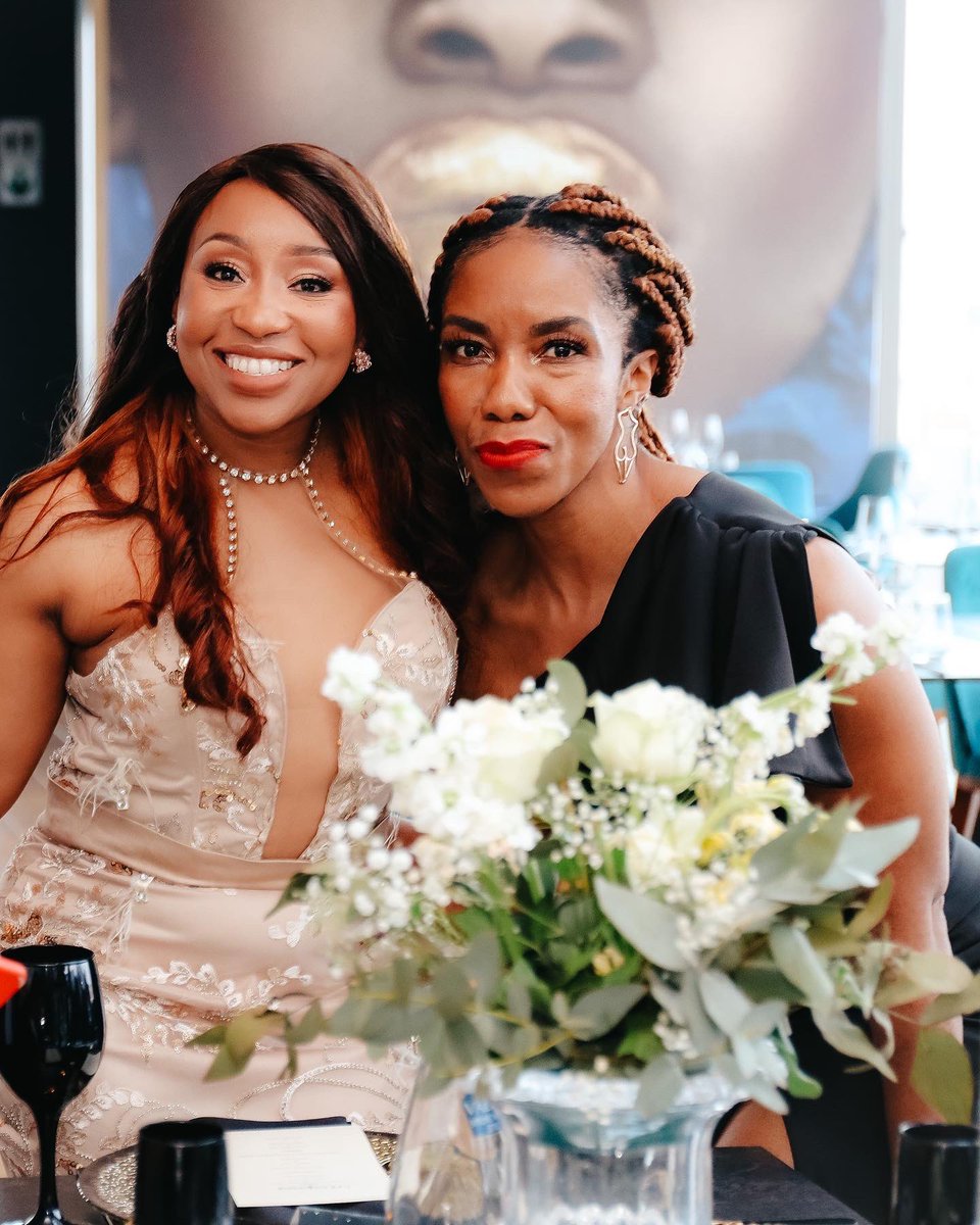 Devandy10's tweet image. Reunited with my beauty Miko 🥰🚴🏽‍♀️ I was huffing and puffing at the back @Vitality_SA Meet-up 😄🔥

Birthday blessings to you my gorgeous friend and sister @TebohoZidane 🥂🎂♥️🎉

#CyclingWithTumiSole
#IPaintedMyRide @Paint_FunRace 
#CTCTraining 🚴🏽‍♀️💪🏽