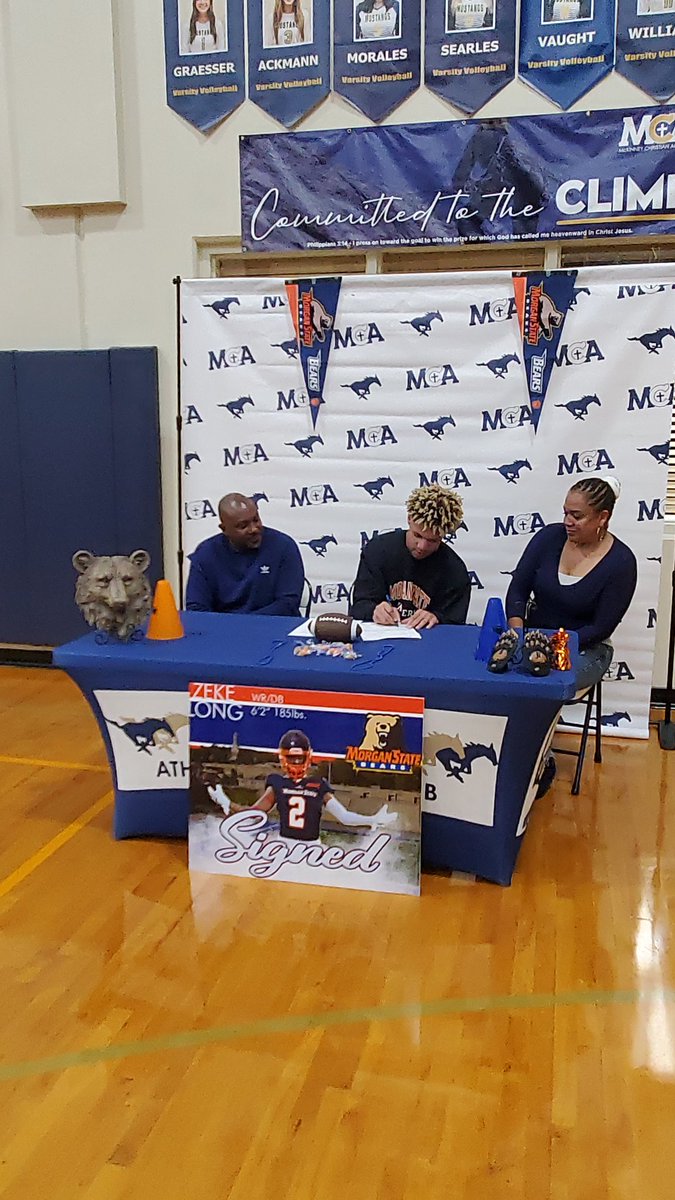ZekLong's tweet photo. Officially a Bear!  Time to work.  @MSUBearsFB let's go get this MEAC championship! https://t.co/H1fw00aB37