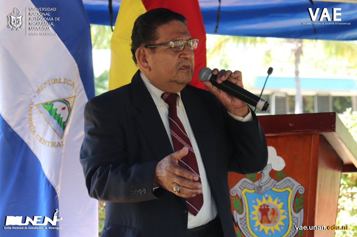 VEstudiantiles's tweet photo. Inicio de la XLI Jornada Dariana Universitaria 2022, En saludo al CXX Aniversario de la publicación de la obra “La caravana Pasa” y al 155 aniversario del natalicio Rubén Darío.

#SomosUNANManagua #SomosVAE #SomosUNEN #SomosCultura #RubenSiempreAzulIntenso https://t.co/ofVv3VDhE2