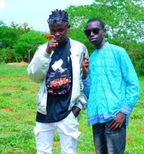 meddygift's tweet photo. Meddy Gift with my freind Savior Ke https://t.co/IusIQLkD8y