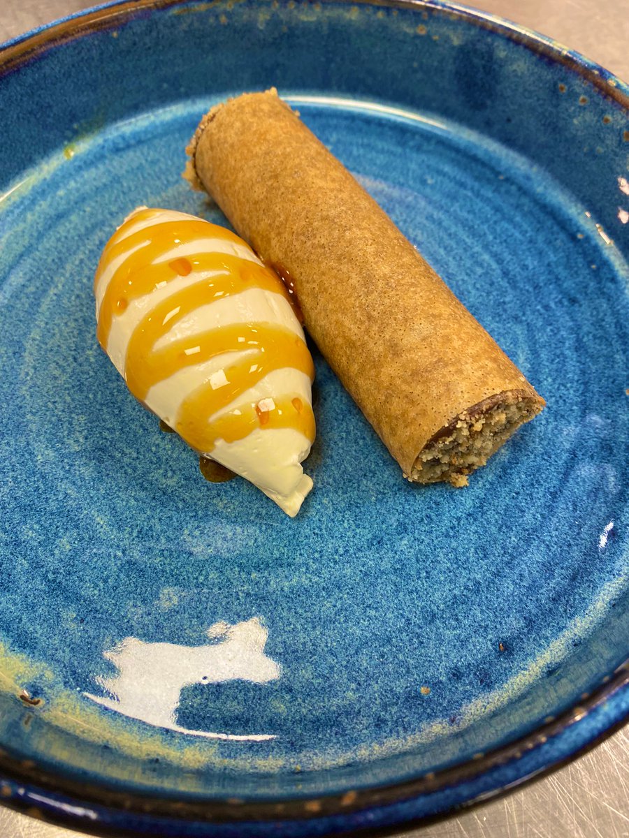 gastrocat81's tweet photo. Trails underway #marketmenu #teamstathams @stathamskk https://t.co/2Sfi2z0a2H