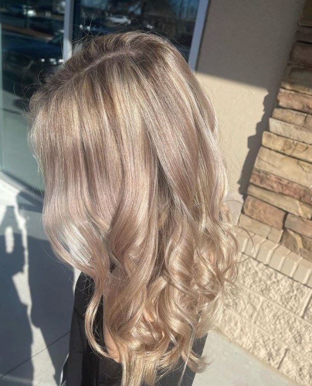 KeuneAcad124's tweet photo. This dimension is ✨EVERYTHING✨ 

Beautiful work @hairbyanna.nicole https://t.co/hTELbFJCkq
