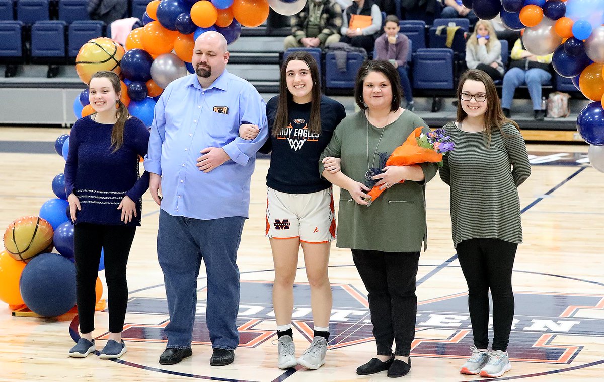 RichmondRsports's tweet photo. HIGH SCHOOL GIRLS BASKETBALL
Madison Southern honored its four seniors  — Hannah Ashcraft, Macie Daniels, Morgan Flannery and Kathryn Howson — on Tuesday in Berea
@MSHSLadyEagles https://t.co/Suz8WyxooL