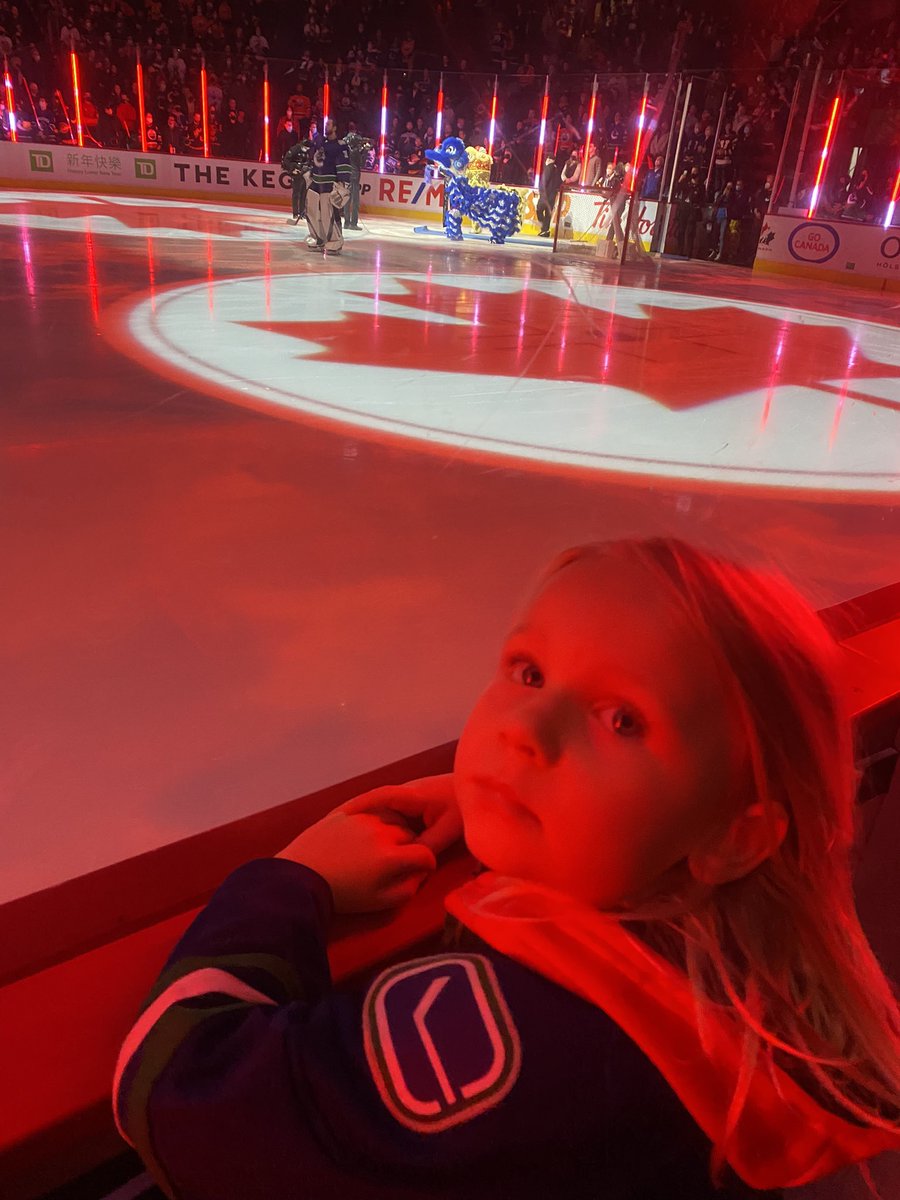 RyanEagleton's tweet photo. @CanucksFIN Maki would love to meet you! Sec 105 row 1 seat 4! https://t.co/58UtsOsqA6