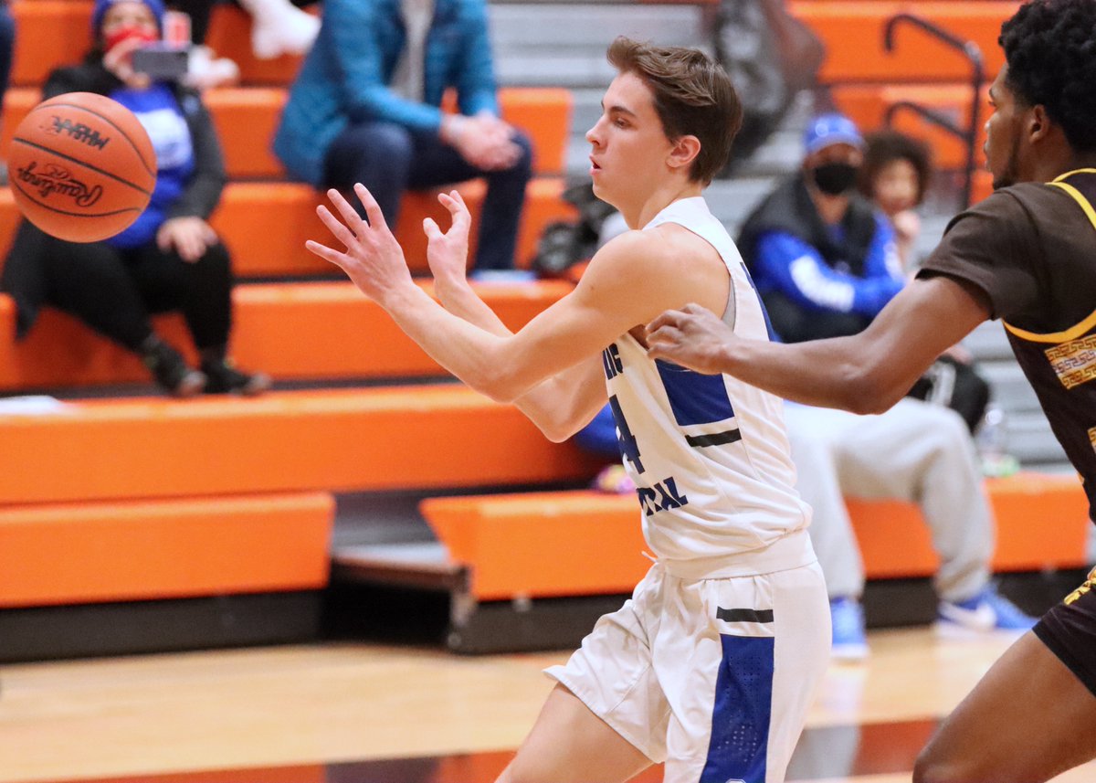GR Catholic Central 83, Cedar Springs 48: Carter Meerman career-high 25 points on seven 3-pointers for the Cougars (11-1). 
Kaden Brown (CC) 20 points, 5 assists
Durral Brooks (CC) 18 points, 7 reb., 6 assists.
Luka Ressler (CC) 6 points and 13 reb.
Ivan Winters (Cedar) 18 points