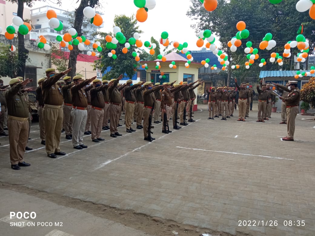 psfarenda's tweet photo. #psfarenda गणतंत्र दिवस की हार्दिक शुभकामनाएं... https://t.co/syideM9TXZ