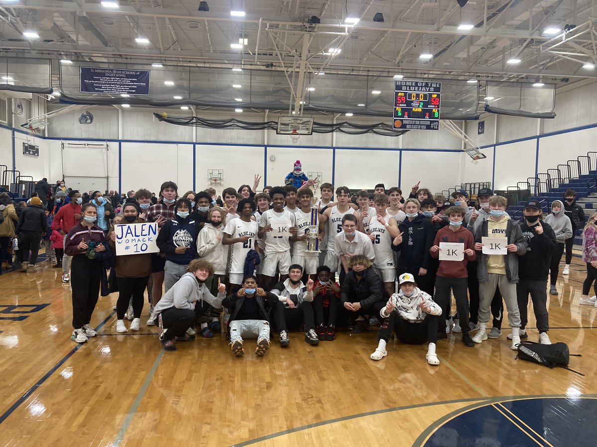 MenashaHoops's tweet photo. What a night! Celebrating a big win and an amazing achievement by one of our leaders. 

Jalen Womack (@Ja1enW0mack ) scored his 1000th point tonight. He is only the 4th Boys Basketball player in Bluejay history to do it. We are so proud of him! https://t.co/TPbJMWE8vt