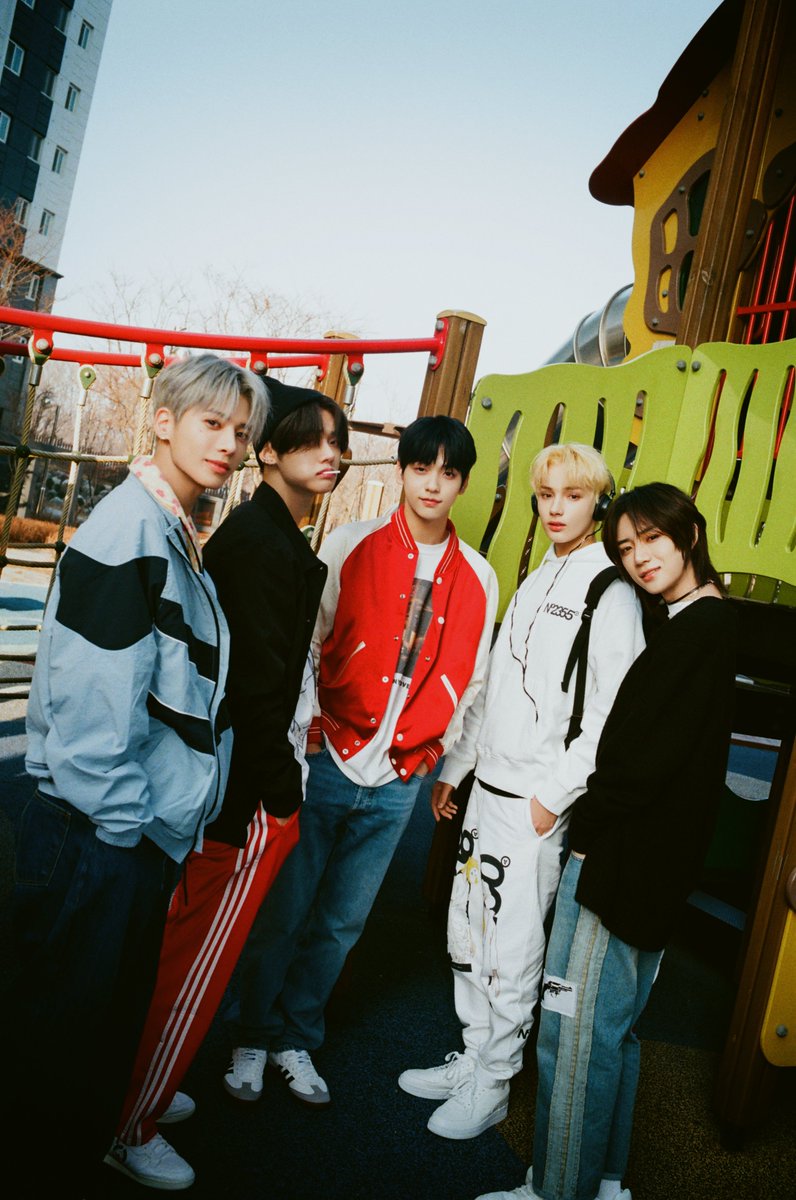 txteezarchv's tweet photo. hi moatinys!

this is an account for our 4th gen leaders @TXT_members and @ATEEZofficial 💕
this acc is a safe space and hate will not be tolerated :)

rt to support me :D

#ATEEZ #TXT #에이티즈 #투모로우바이투게더 https://t.co/ai1WVjbPRb