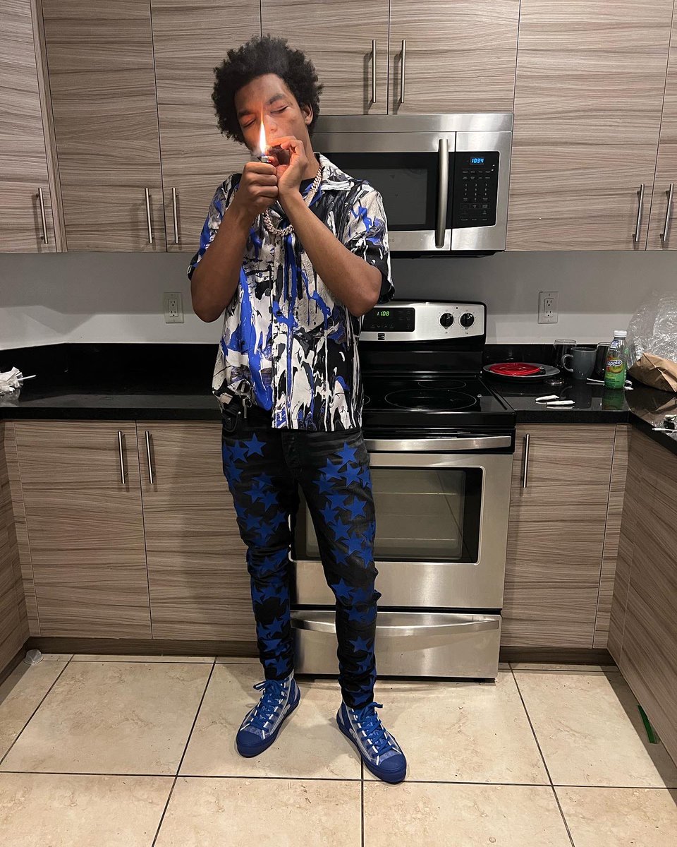 buck_1500's tweet photo. I Could Show Y’all Niggas How Y’all Mustard, Catch Up In Dis Race #95shit https://t.co/841uVWmIgH