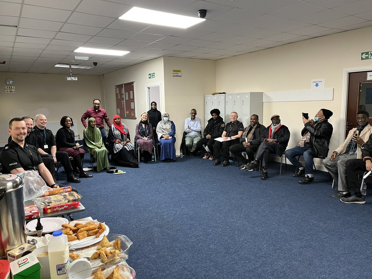 Thanks to <a href="/women4changeLei/">Women4Change</a>, Community reps, Grace from <a href="/VR_Network/">Violence Reduction Network LLR</a> and our team from @LPEastLeics for a really engaging evening discussing how we can work together. Looking forward to the next one!!