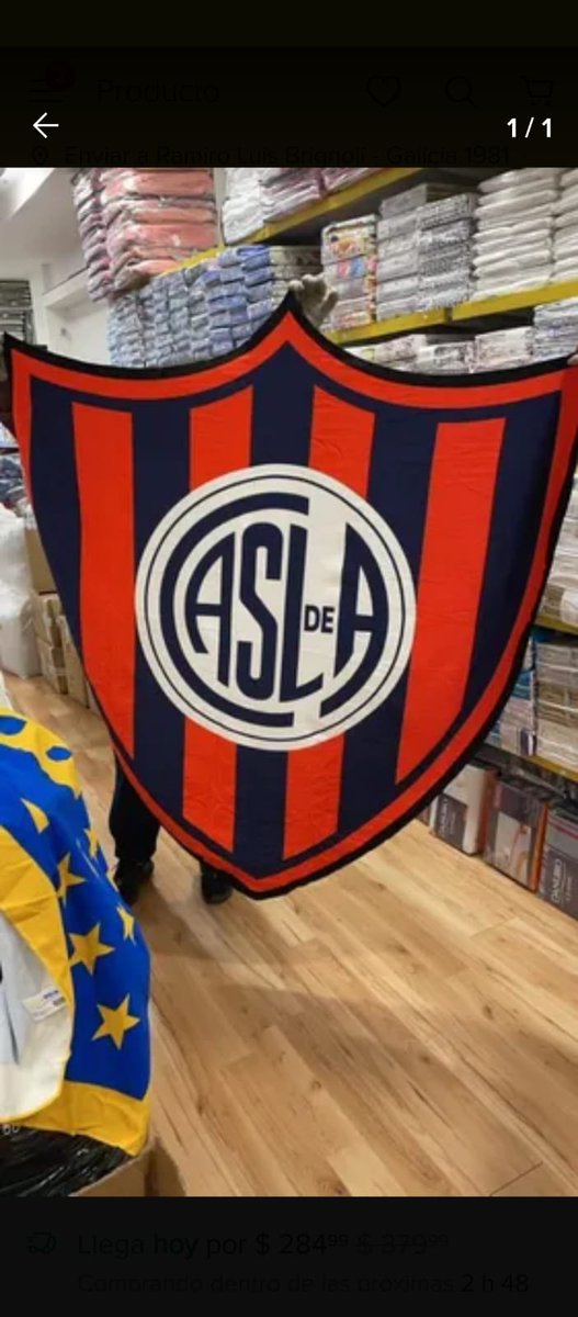 SanLorenzoRedes's tweet photo. Sorteamos este Sábado a las 21hs este toallón gigante de @SanLorenzo con la forma del escudo. Para participar debes darle RT a esta publicación y seguirnos. #VamosCiclon ❤️💙 https://t.co/Vbyzeh7i39