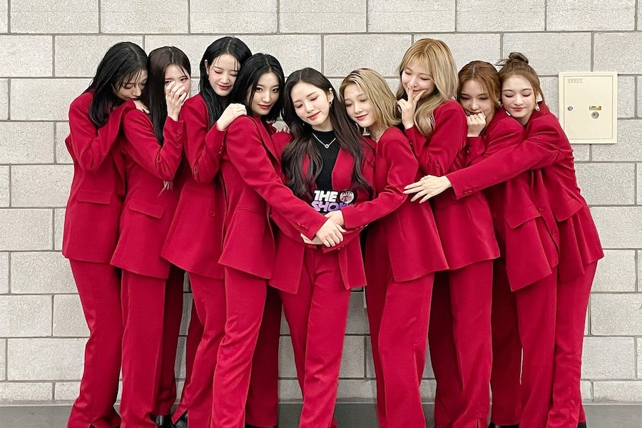 soompi's tweet photo. WATCH: #fromis_9 Takes #DM1stWin On “The Show”; Performances By Yuju, VICTON, Choi Ye Na, And More
https://t.co/CPmsmMbSwE https://t.co/niWaLDIQiO