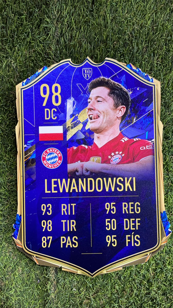 elchiringuitotv's tweet photo. 🚨 SORTEAZO CARTAS TOTY 🚨 

¿Quieres el TOTY en carta física de LEWANDOWSKI, MESSI o MBAPPÉ de FIFA Ultimate Team ?

▶️Haz RT y comenta con #ChiringuitoPSPlus qué carta quieres 
▶️Sigue a @PSPlusES y a @elchiringuitotv

Hasta el 31/01 a las 13h

BL: https://t.co/IpWxszlIuC https://t.co/Ac8LvaQhyt