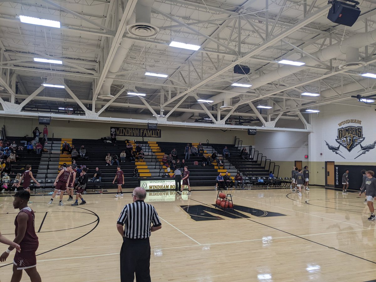 JLRSports's tweet photo. Ready for some #NACtion between Fairport Harding and Windham!

#rcnow @Windham_Sports https://t.co/ZEyen9lihP