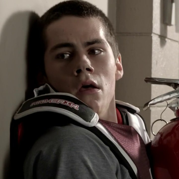 wolfierankings's tweet photo. TOP PERSONAGENS MAIS SUPERESTIMADES

#1 - stiles stilinski 🥇 - 2099 votos https://t.co/Rtoo1hTfZR