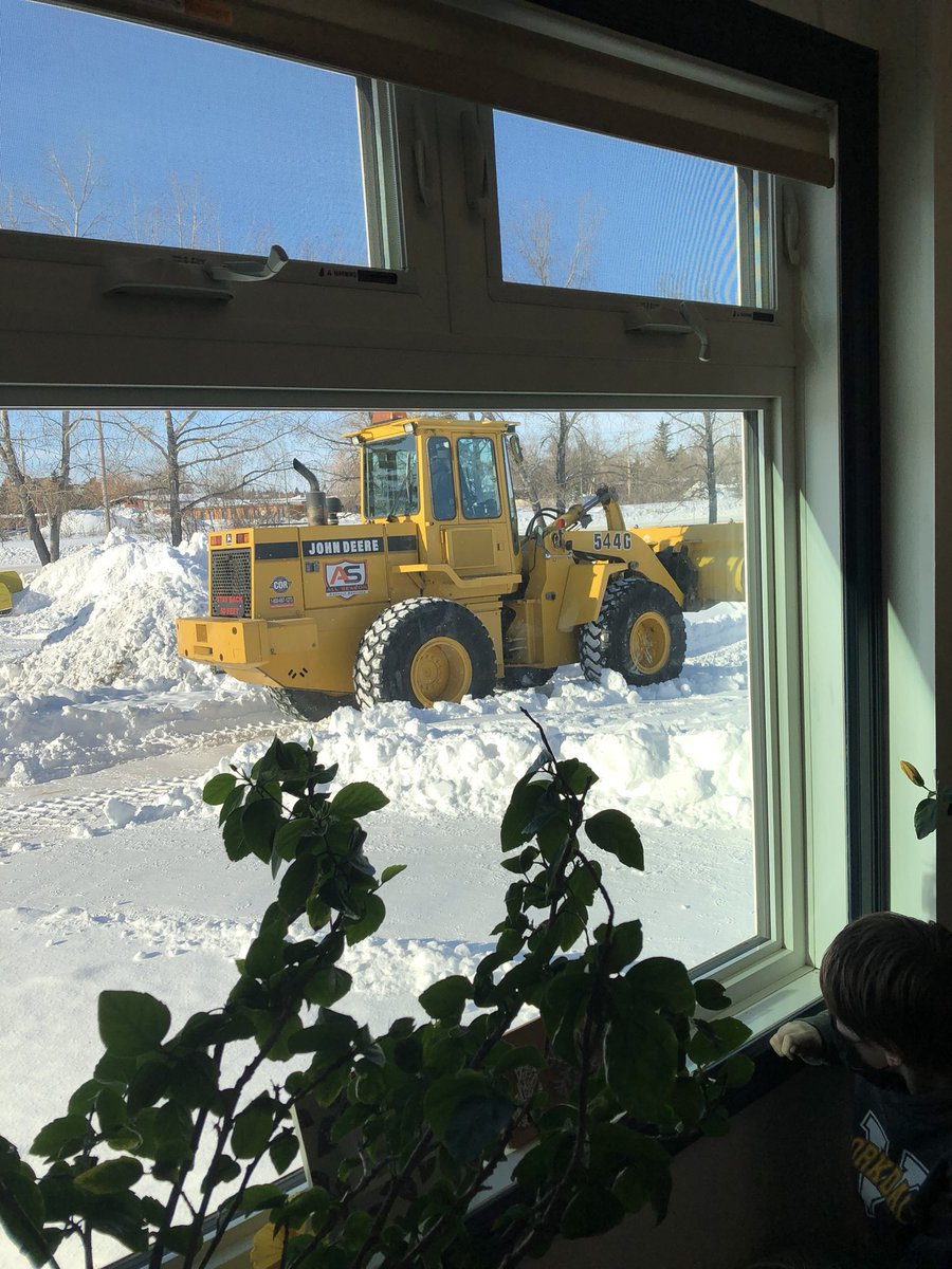 BreanneBeres's tweet photo. @PrideInThePaw At -40 the snow removal crew added some excitement to my classroom this afternoon 😊 Now for the weather to warm up so these hills can be filled with students😊 https://t.co/bOxzvYioB1